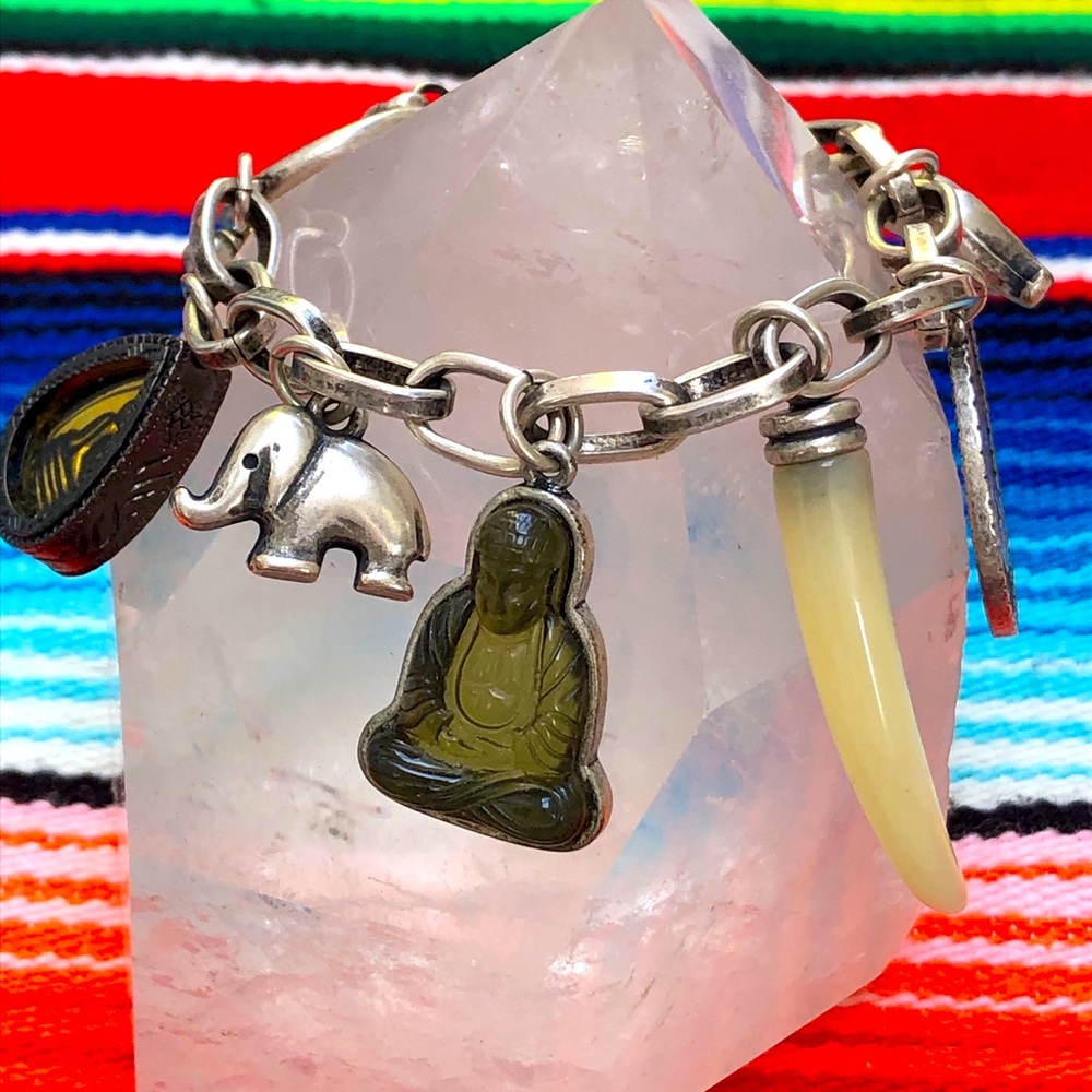 Lucky brand bracelet w/extra charm